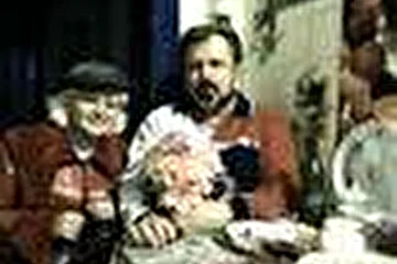хорошая певица-вопросов к ней нет-поет колыбельную.руку  мне дай-веночек и т. дд
