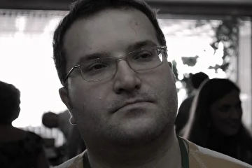 Фото сделано 1 мая 2009 года