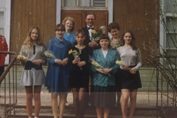 Выпускники фортепиано,гитары,танец  с  преподавателями Урдомской  школы  искусств № 47.1997 г.