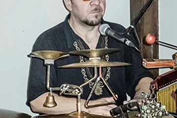 Джазовые вечера в ресторане ДИКСИЛЕНД (Киев). Ригонда BAND с ретро-программой ВНОВЬ ИГРАЕТ РАДИОЛА... Октябрь 2013.