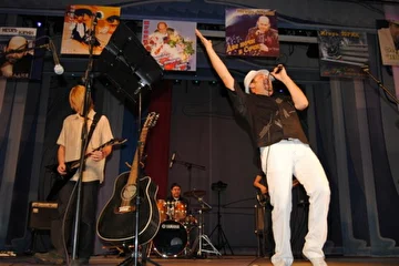 На концерте в ДК А.С. Пушкина в Самаре, 12.10.2011 г.