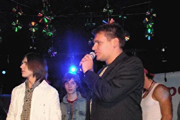2004 год, Никита стал победителем конкурса "Серебряный диск", который проводила компания Mediastar.