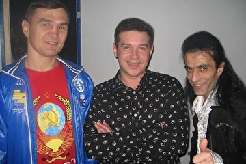 Слава Прибрежный, Сергей Чумаков