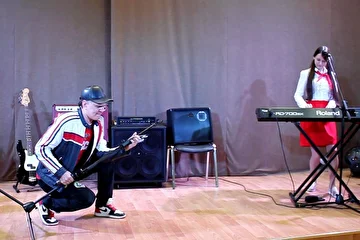 Слава Прибрежный, гр. Левостороннее Движение