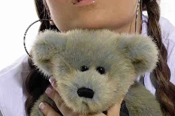 www.leona.su - официальный сайт
www.leonastar.narod.ru - фан сайт