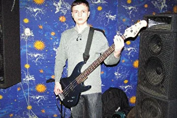 Басист - Sem