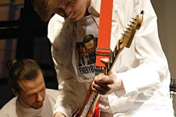 Алексей Епишев и Чой, выступление в клубе «Мастерская» на «Princeton Plainsboro Party». Дата: 31.03.2009.