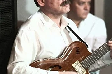 Джазовые вечера в ресторане ДИКСИЛЕНД (Киев). Ригонда BAND с ретро-программой ВНОВЬ ИГРАЕТ РАДИОЛА... Июнь 2013.