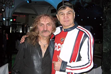 Слава Прибрежный, Сергей Долинский