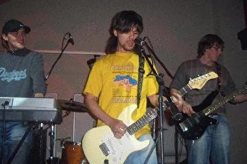 Концерт в клубе "Маяковский. Жёлтая кофта" 23.02.2008.