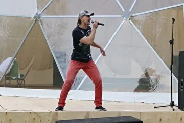 Слава Прибрежный