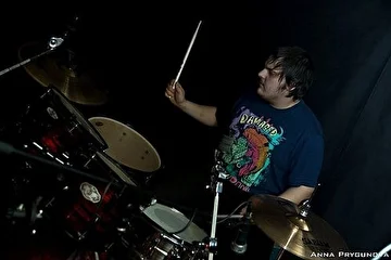 http://vkontakte.ru/club3262471
http://www.lastfm.ru/music/Нигредо
http://www.rockgeroy.ru/view/groups/7139.html