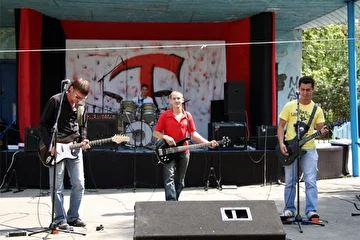 Группа РУБЕЖ в КРЫМСКЕ на фестивале ТОРНАДО 2009
