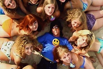 2005 "Девочки в бикини" видео