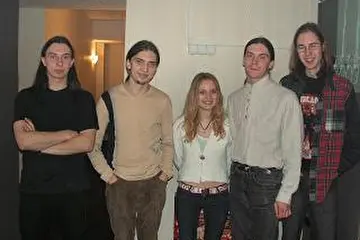 декабрь 2005 г., репетиция, эх ну почти норма.., если бы не ритм гитара и бас... козлы:))))))
