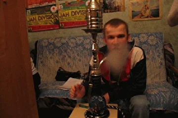 Моя девушка, которую я очень-очень-очень-очень люблю как-то отдыхала в Египте!!! И привезла оттуда мне кальян! вот! Спасибо ей :)