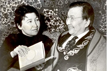 Кыдырбек Балнур Балгабеккызы с отцом (известный журналист -  Балгабек Кыдырбек).