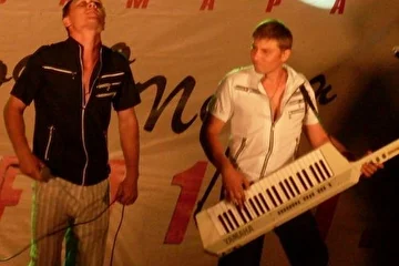 Выступление в Самаре. 14.08.2009 
Концерт "Вольная песня над Волгой". Радио "Шансон-Самара" - 9 лет.