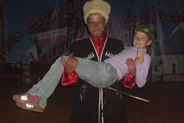На закрытии детского казачьего лагеря. Прощальные фотки.