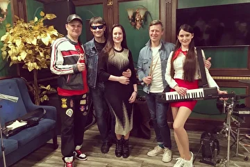 	
Слава Прибрежный, гр. Левостороннее Движение