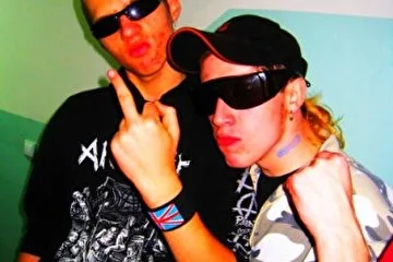 Сайт: http://indulgencia.ucoz.ru/
Вконакте: http://vkontakte.ru/club1119953
MySpace: http://www.myspace.com/indulgencia