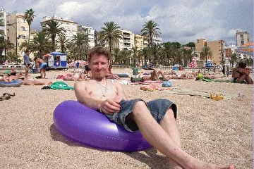 ROMANCHES в LLORET DE MAR на пляже