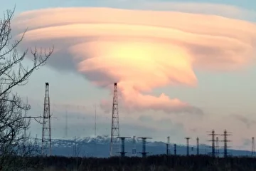 25.02.2020 17.00(мс.в) (8,00 моск.вр) Камчатка Елизово-Петропавловск-Камчатский (правее Авачинского вулкана)