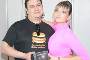 С Олесей, прима-танцовщицей группы "Дэнс" Сергея Яковченко.