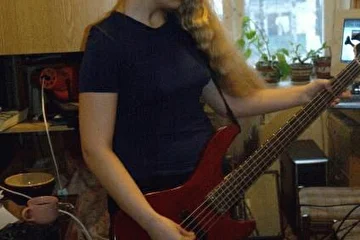 Blonde опять в действии.