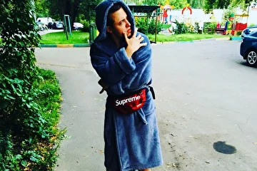 САША_ФЕНИКС |Александр Малинкин
Вконтакте : 
https://vk.com/alexanderphoenix
Instagram : 
https://www.instagram.com/alexanderphoenixrap/
Группа вконтакте :
https://vk.com/alexanderphoenixrapbloger
#САША_ФЕНИКС #Литвин #Суба

Музыкант Пранкер Вайнер Видеоблогер.