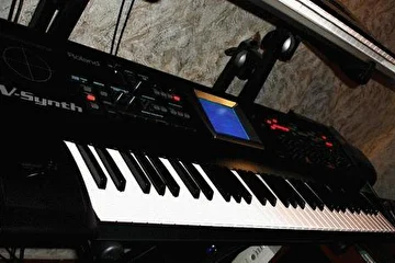 Roland V-Synth