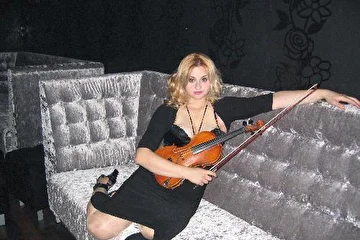 Shelly Kogan  violin-diva