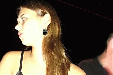 ЛЕРА из-за того,что ПОПРОСИЛА NOXа о  незабываемой прогулке...
попала 1й раз на ПУШКУ!
ЭТО ОНА СДЕЛАЛА т.к.2недели не пила не курила и матом
не ругалась также свободное время проводила дома с бабушкой и на радио. 
