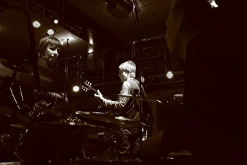 Vassiliy Fomichev - Drums, Anatoliy Buylenkov - Guitar, Marina Berdnikova (Meggy) - Vocals