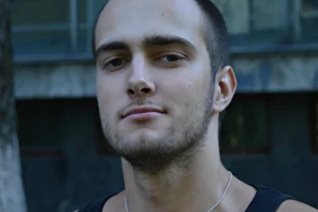 Гриха Петров

Griha Petrov