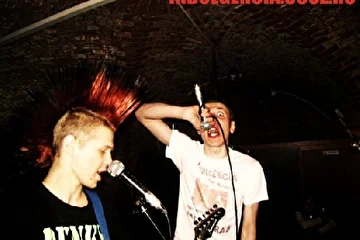 Сайт: http://indulgencia.ucoz.ru/
Вконакте: http://vkontakte.ru/club1119953
MySpace: http://www.myspace.com/indulgencia