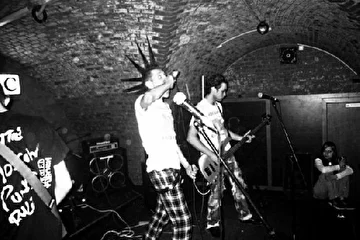 Сайт: http://indulgencia.ucoz.ru/
Вконакте: http://vkontakte.ru/club1119953
MySpace: http://www.myspace.com/indulgencia