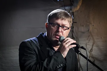 Поэт Александр Белов. Фотограф Константин Ощепков. Poetry in motion. Моноспектакль