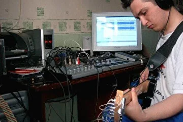 Maxop что-то записывает в audacity.