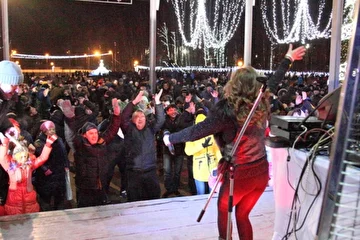 Город Химки район СХОДНЯ на сцене Ирина Кольба КОНЦЕРТ В НОВОГОДНЮЮ НОЧЬ