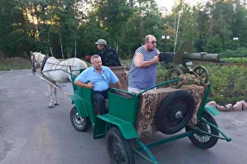 Александр Меламуд. По дороге на работу.