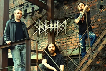 Звенья
https://vk.com/rock_band_zvenya