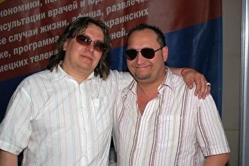 С музыкантом и певцом Васей Пряниковым.