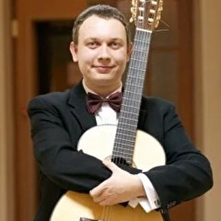 Юрий Алешников - гитара
