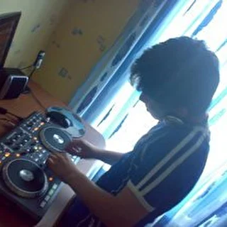 DJ S@miR