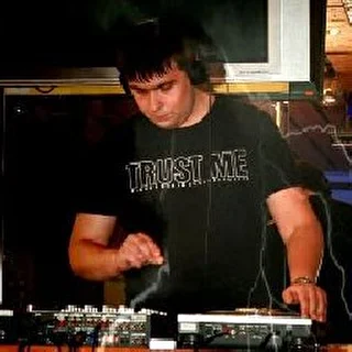 DJ Raynold