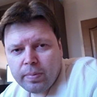 Автор стихов Алексей Хайрюзов