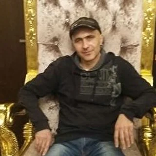 Вячеслав Лавров