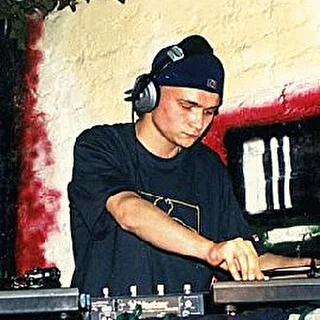 DJ KEET