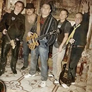 Dusty Strings Band